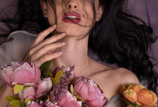 THE FLOWER GIRL