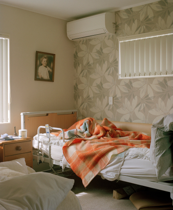 Lakeside Drive - Terry's bed