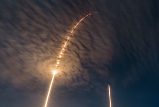 SpaceX CRS9 Falcon9 rocket: launch and landing
