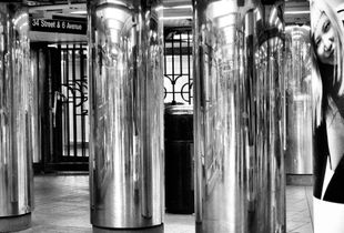Face, Forms, Reflections - A New York Subway Impression