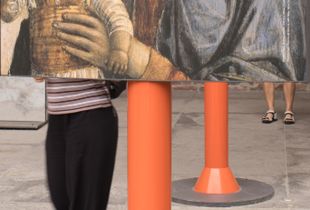 Moving art