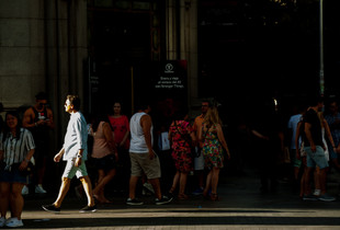 Queuing in the shade