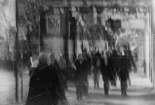 'the.ease.of.city.life', 2015