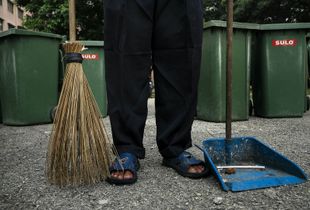Cleaner