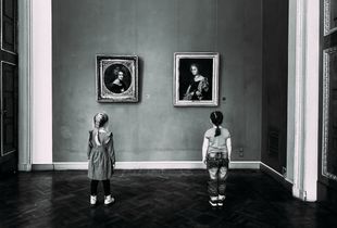 Polina and Varvara in the Russian Museum