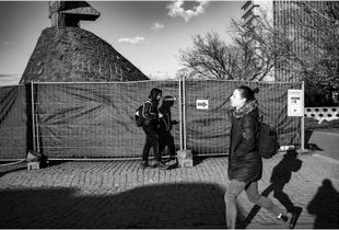 Walk & wait