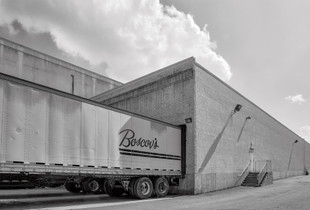 Boscov Unloading