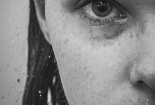 Graves - Portrait 010