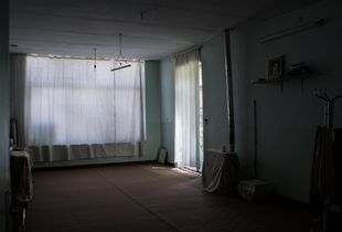 Abandoned (01)
