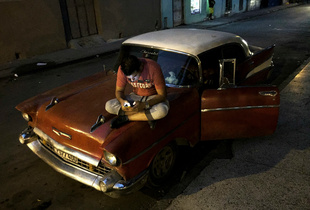 Wi-Fi: Another revolution in Cuba