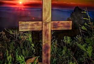 Descansos: Memorial Cross on Mesa Edge