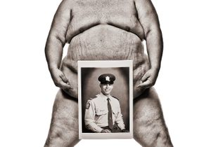 René - 34 years old - Humorist and ex-policeman