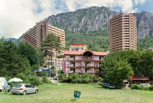 #9  Hotels, Băile Herculane, Caraș-Severin