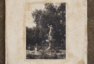 Documents for Atget: "Gumbel Memorial Fountain, Audubon Park"