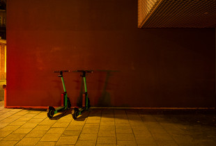 E-scooter 1. Viewless morning.