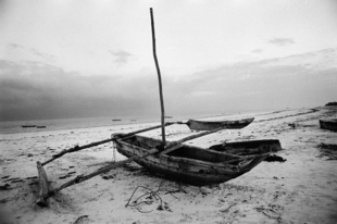 Ngalawa resting in the beach south of Mombasa, Kenya