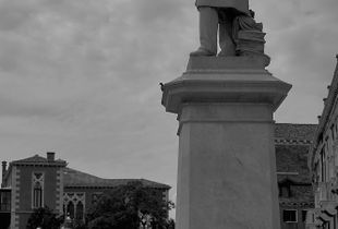 statue vere e finte