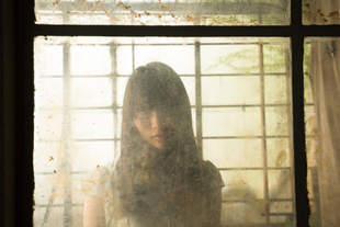 Gap of glass over