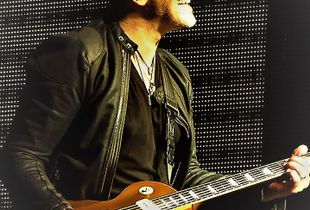 VIVIAN CAMPBELL