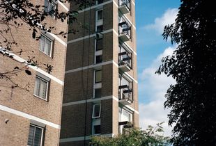 Sylva Court, Putney Hill, 2013 © Ali Mobasser