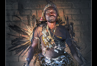 Mr. Chuse-Yatena is an important Sangoma, medicine man and Witch-Docter in the Nkhotakota area and the personal advisor to chief Kapanga 2 of this area.