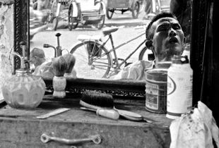 Street Barber Saigon