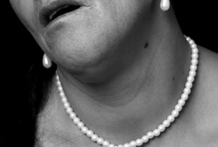 From the Series Sudarios # 1 © Erika Diettes