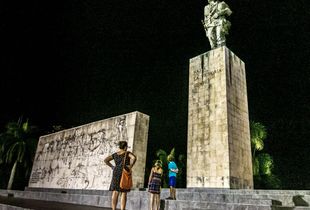 Hasta La Victoria