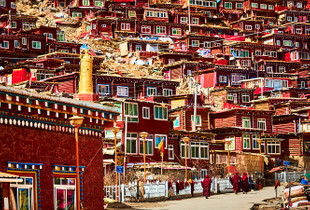 Transience of Larung Gar