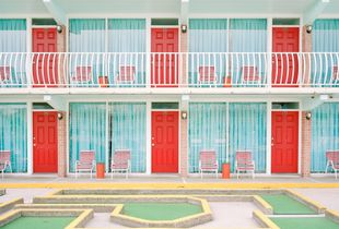 Gold Crest Resort Motel