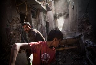 Dusty and narrow streets.