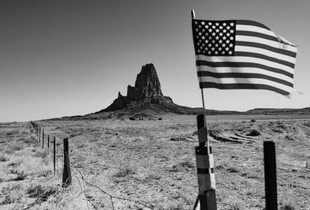 Along the road to Monument Valley.