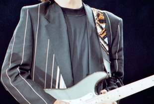Eric Clapton                                              Long Island ,4/6/1990