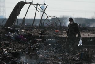 Ukrainian airliner crashes after take-off