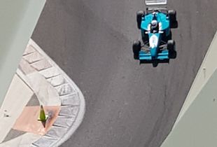 F3000