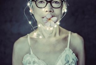 Lee Lin Chin - Flower Girl