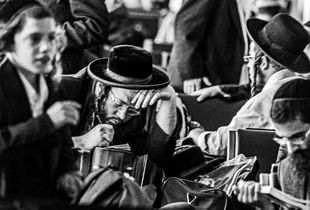 'Happy Hasadim Head Home'