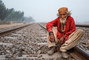 A sufi mystic on the rail tracks in Sahiwal