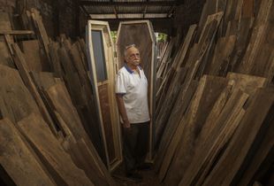 An image from Kashi's project documenting the epidemic of Kidney Disease in sugar cane workers in Nicaragua © EdKashi
