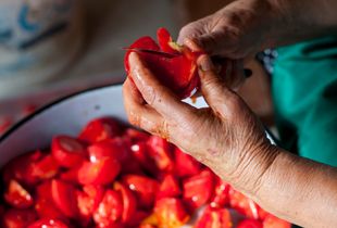 Preparing Pink Tomatoes