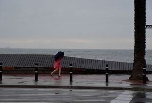Hiding from the Rain