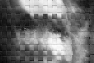 Self-portraits 'Grip' 5