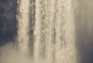 Petitesse - Skógafoss - Islande 2014