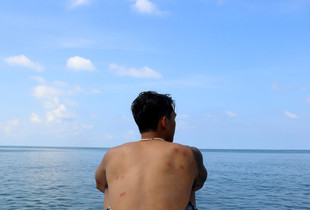 Sitting with the Wounds and Looking with Hope Towards the Horizon.