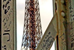 Eiffel Tower_1