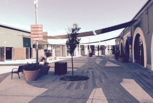Deserted Mall 01