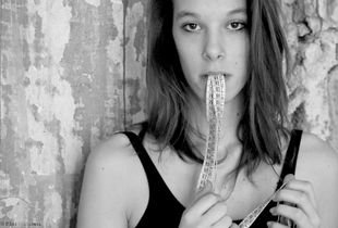 WOMAN FOR WOMAN - “SAZIA DI DOLORE”
