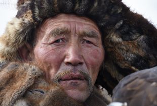 Eagle hunters