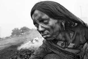 Lata. Modern day coal slave.