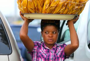 DRIED PLANTAINS VENDOR